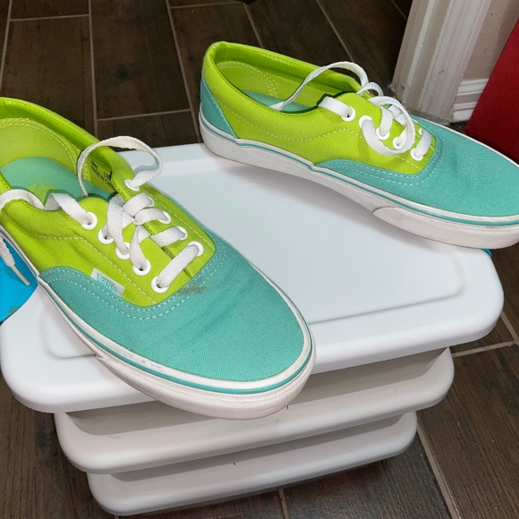 Shoes - Picture 1 of 2